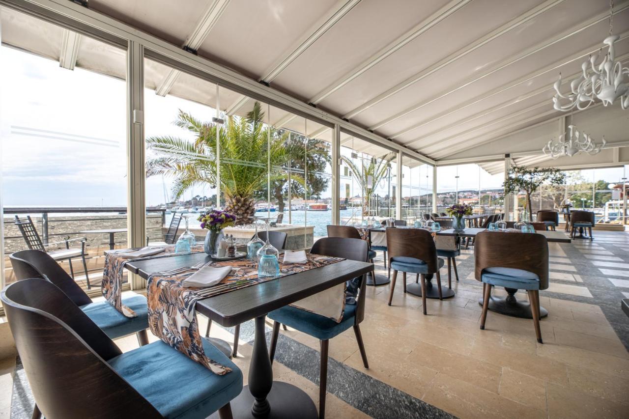 Hotel Marina Крк Экстерьер фото
